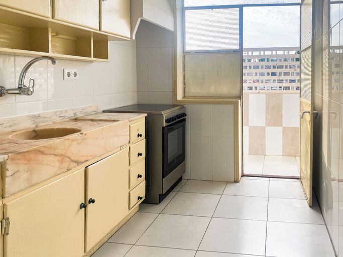 Others 4, Cavalo · Convenient 3-bedroom Home, Porto