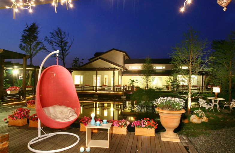 Sport & Beauty, Lianchunyuan Flower Room Elegant House, Yilan