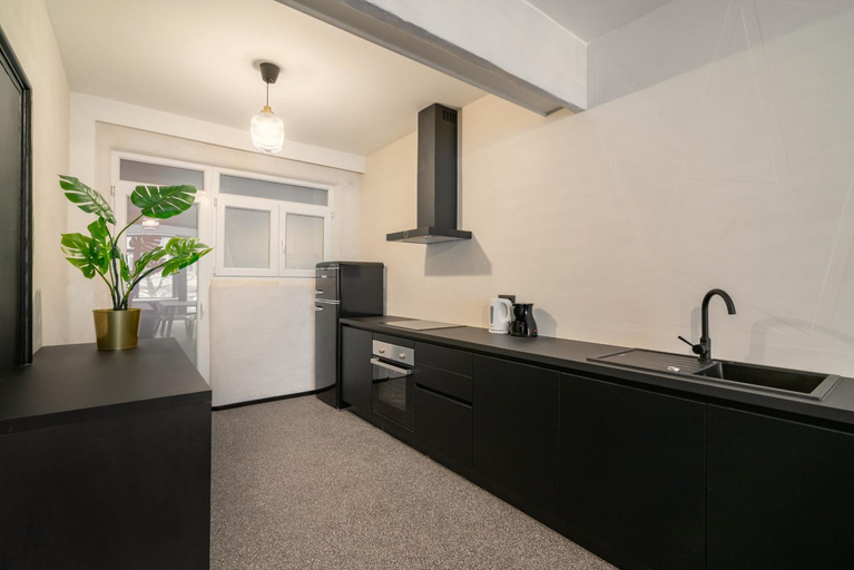 Others 2, Charming and Spacious Apartments in the Heart of Antwerp, Antwerpen