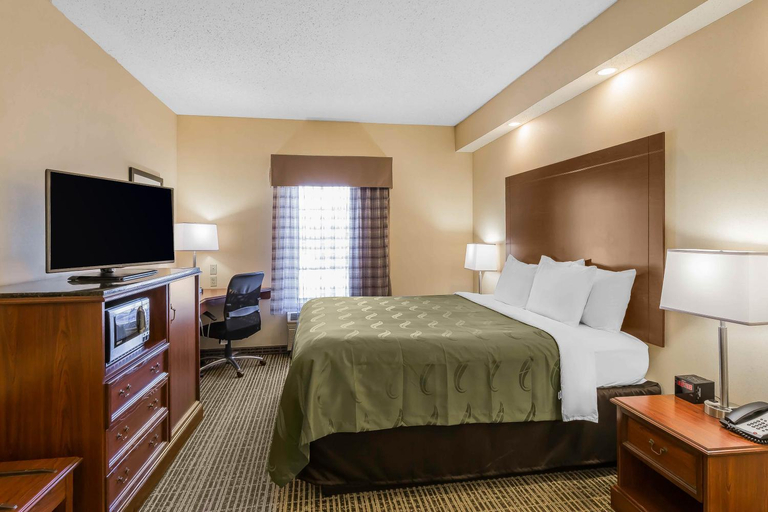 Bedroom 10
