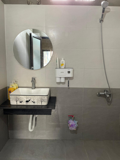 Bathroom 9