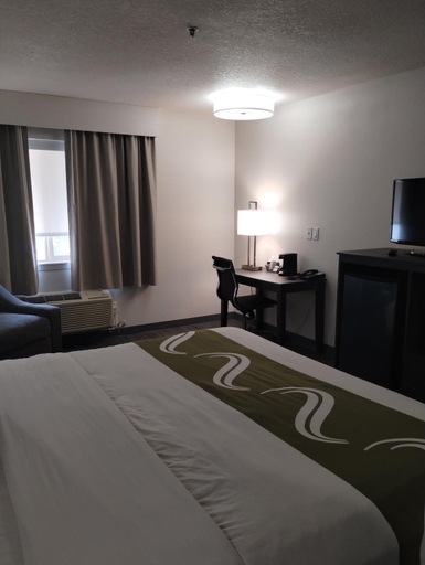 Bedroom 12