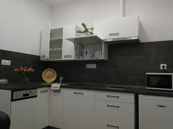 Others 2, Class Apartment, Szeged