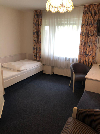 Bedroom 2, Blaue Grotte & Frankenhotel, Bamberg