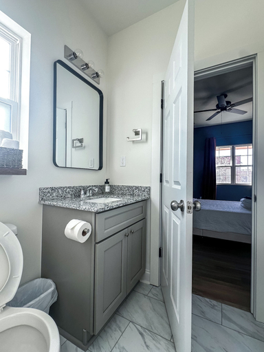 Bathroom 4, StayAE - Flamingo House, East Baton Rouge