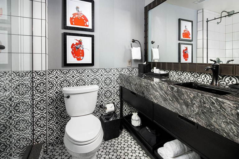 Bathroom 9