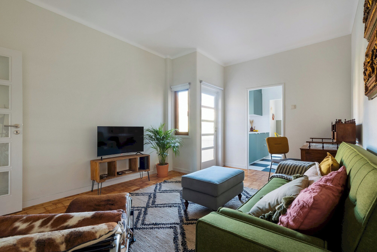 Others 5, Breinr · Trendy and Spacious 3BR Family Home, Porto