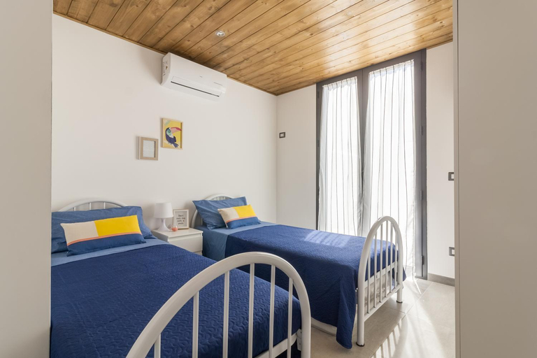 Bedroom 16