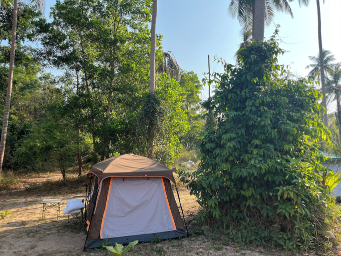 Others 5, Tent Room, K. Ko Kut