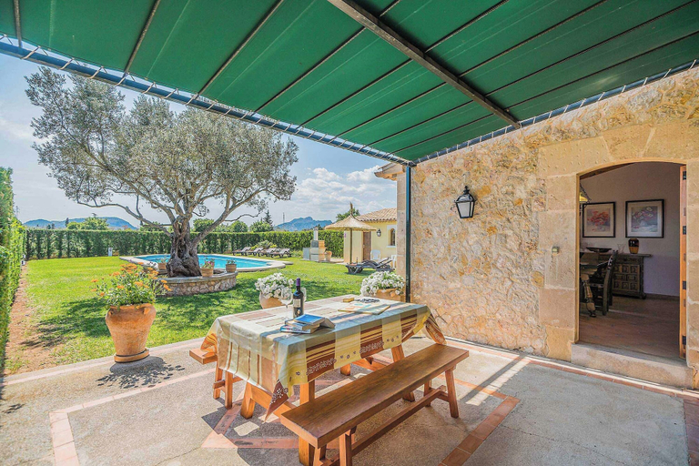 Others 5, Villa Escondite, Baleares