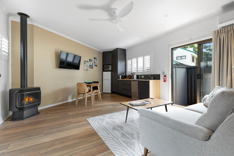 Others 5, The African Village, Caloundra - Rail Corridor