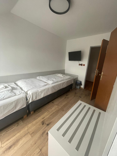 Bedroom 3, HOTEL ZELENY DVOR, Senec