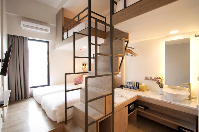 Bedroom 27