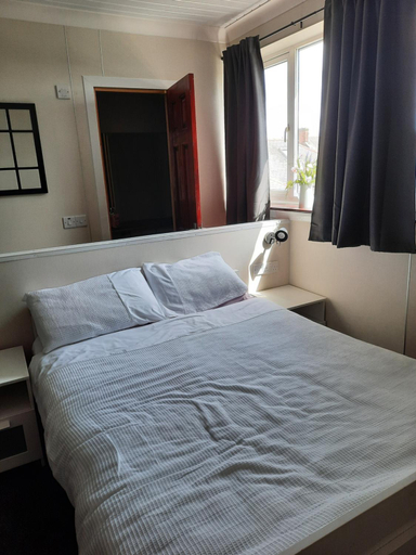 Bedroom 3, The Townhouse Self Catering, Dumfries and Galloway