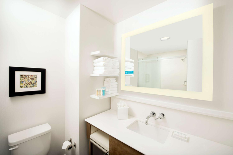 Bathroom 9