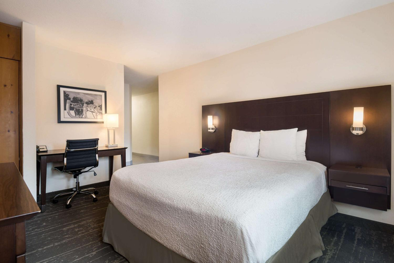 Bedroom 14