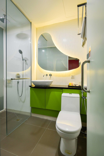 Bathroom 8