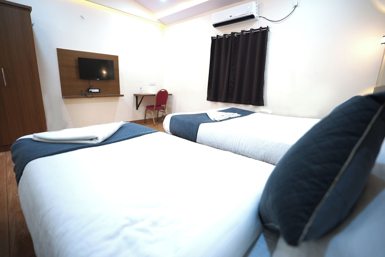 Bedroom 3, Melody mings, Ranga Reddy