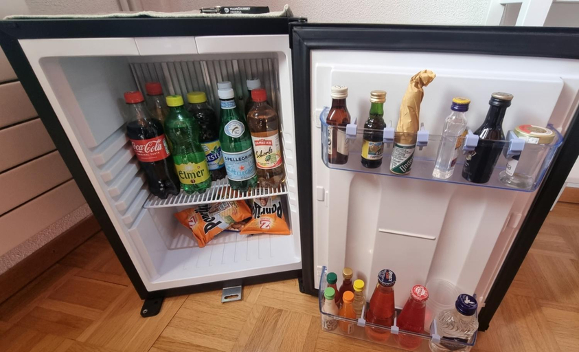 Food & Drinks 5, Miramont Horse Trekking Hostel, Moutier