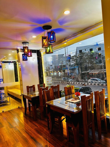 Food & Drinks 5, HOTEL THE CLARK, Delhi