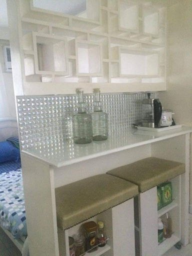 Others 4, Roxas Blvd Stunning Studio Condo Near US Embassy, Manila City