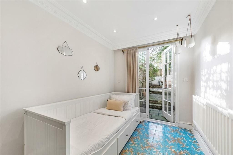Bedroom 3, Spacious 3B House in South Kensington, London