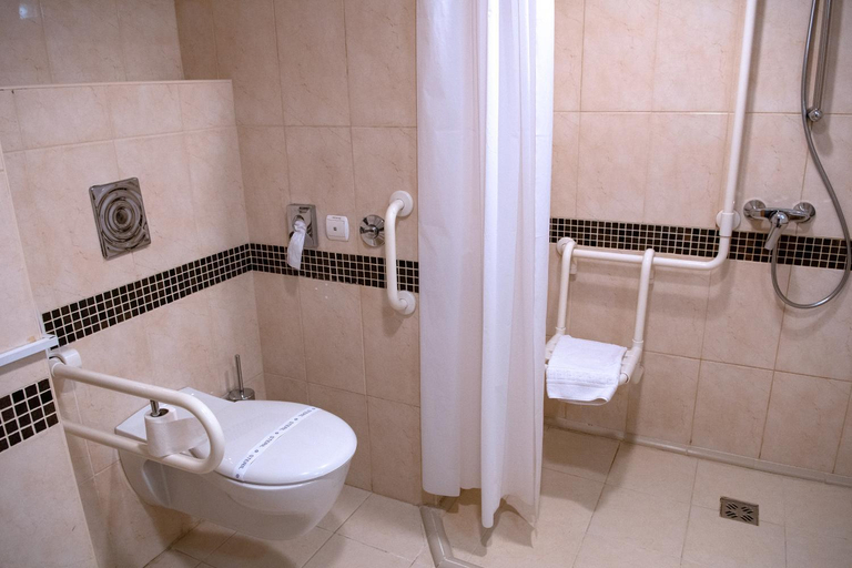 Bathroom 5, Hotel Azur Siofok, Siófok