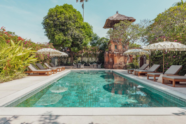 Swimming Pool 10