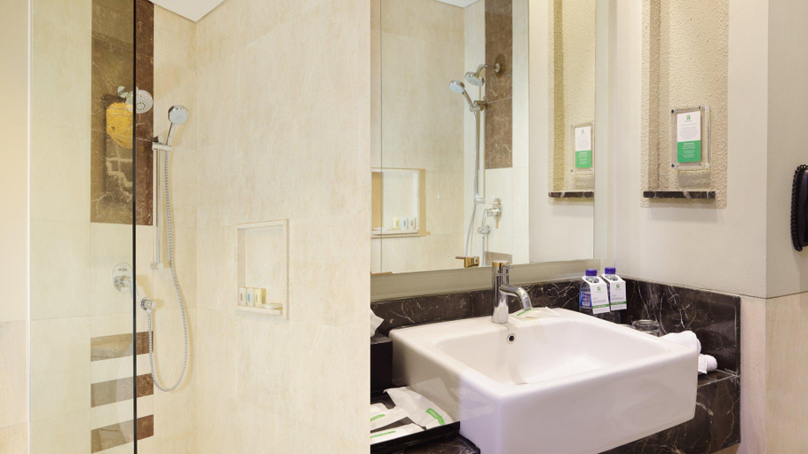 Bathroom 6