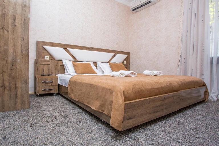 Bedroom 2, Teatron, Tbilisi