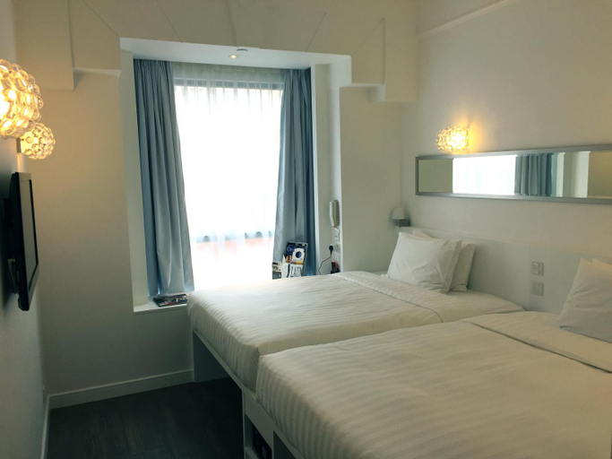 Bedroom 9