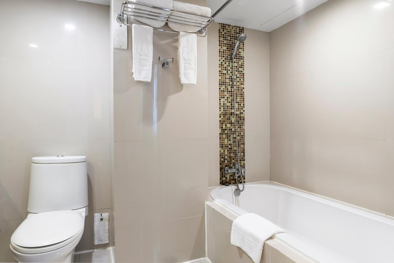 Bathroom 4