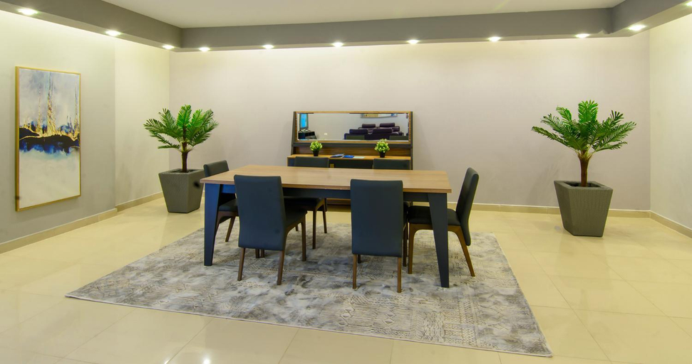 Dining Room 5