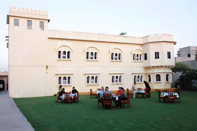 Hotel Jamuna , Jhunjhunun