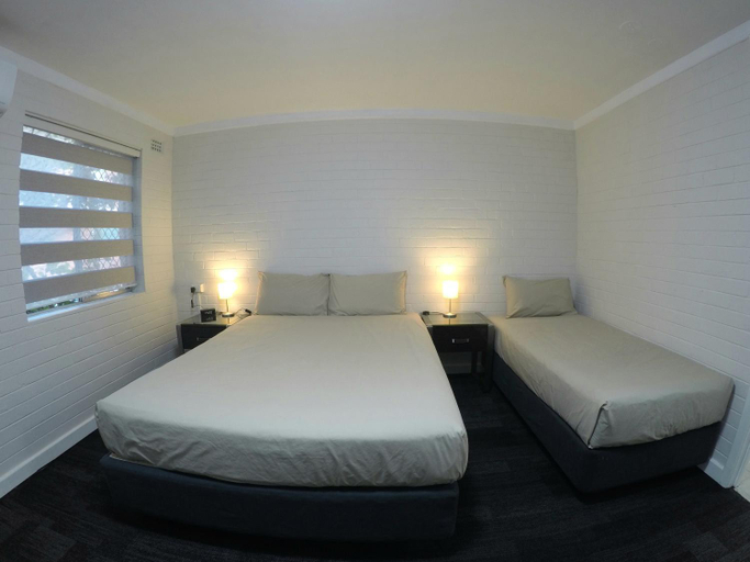 Bedroom 16