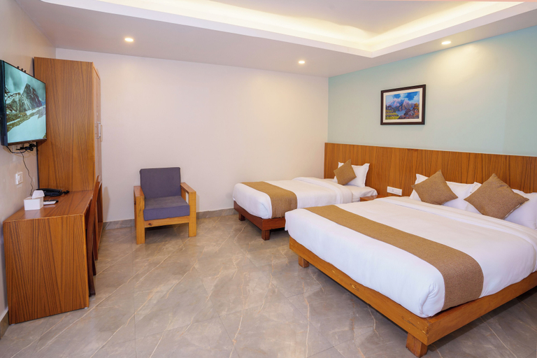 Bedroom 2, Bay Hotel, Gandaki