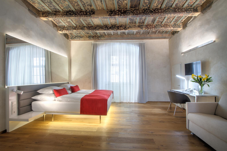 Bedroom 2, Hotel Bishops House, Praha 1