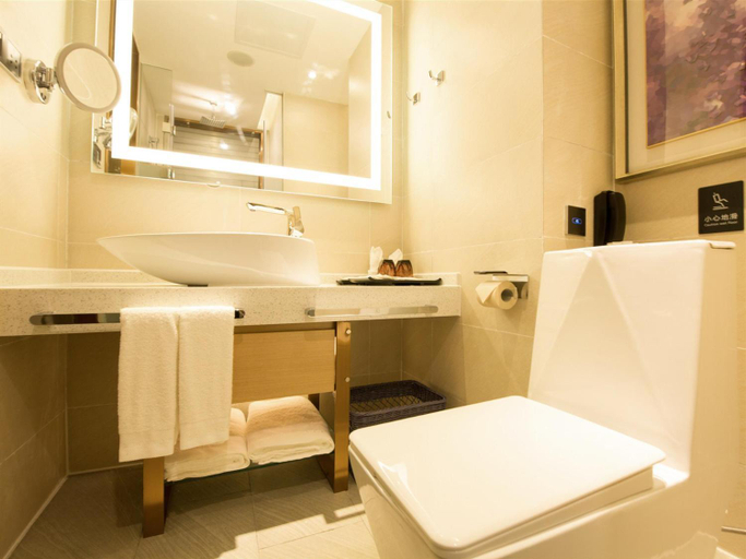 Bathroom 4, Lavande Hotel Qijiang High-speed Railway Station                                          , Chongqing