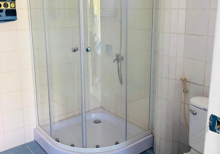 Bathroom 5, SweetWater Resort, Zamboanguita
