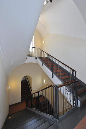 Public Area 3, Victor's House, Napoli
