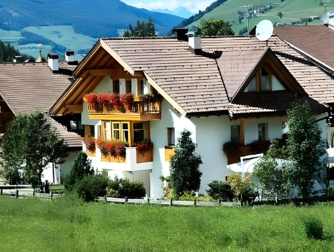 Others 5, Apartments Primula, Bolzano