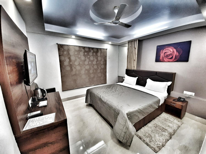 Bedroom 9