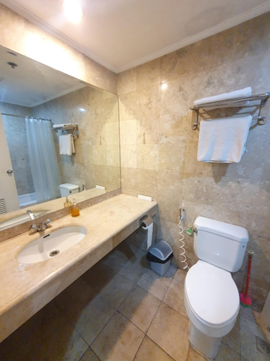 Bedroom 5, SAB R. CONDOTE'L SUITES, Makati City