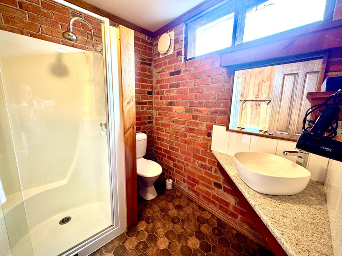 Bathroom 8