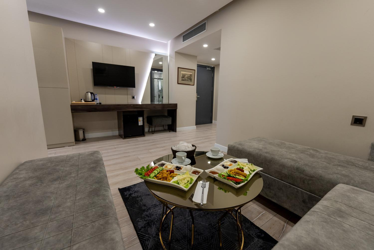 Others 5, Meros Hotel, Bakırköy