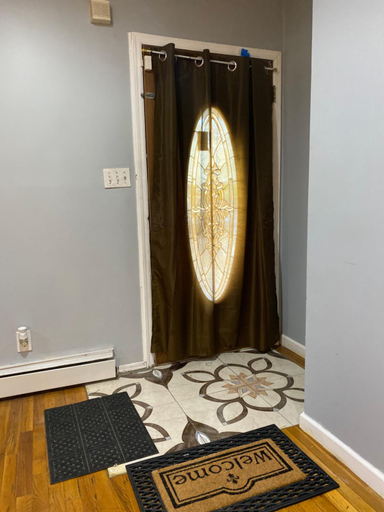 Others 3, Haus Serenity, New York
