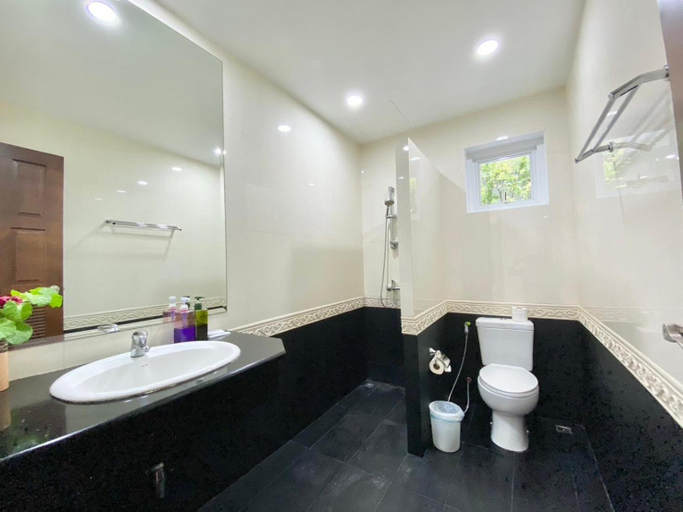 Bathroom 4, Phikun Private Pool Villa 4 Bedrooms, Pulau Phuket