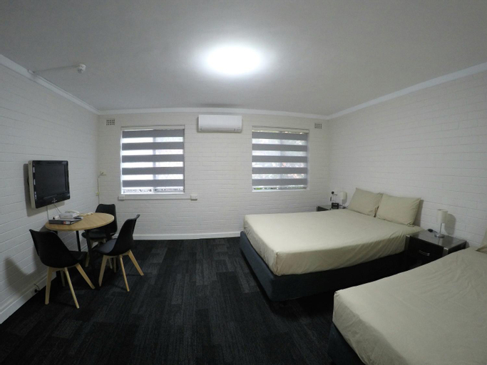 Bedroom 11
