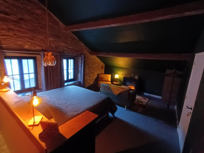 Others 5, B&B Au Canard, Luxembourg