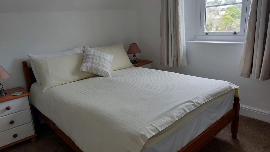 5, Ashleigh House, Torbay